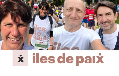 Thib, Fred, Marjo & Cath courent/marchent pour iles de paix